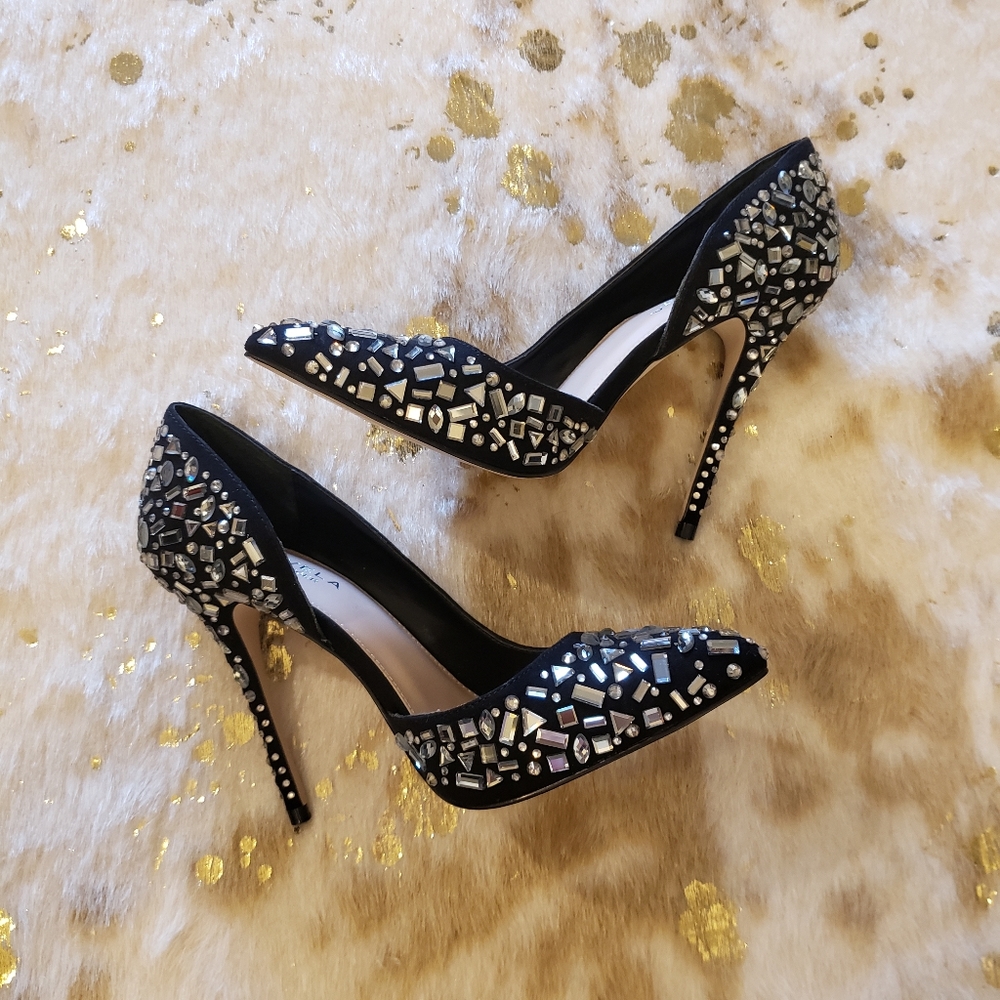 NWOB 37 Carvela Kurt Geiger Rhinestone Heel